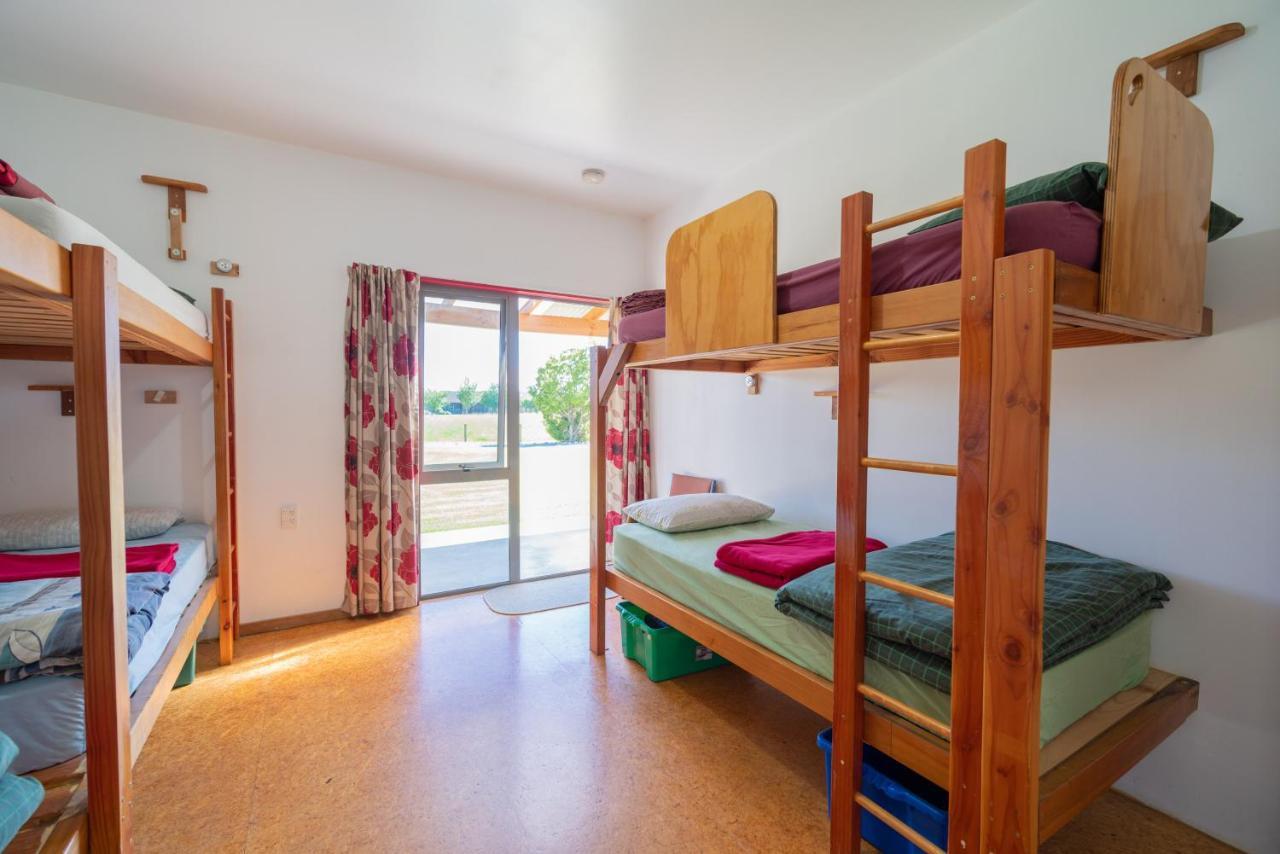 Bob & Maxines Backpackers Hostel Te Anau Exterior foto